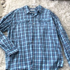 Columbia Shirt with back ventilation, like new! For fishing and being outside